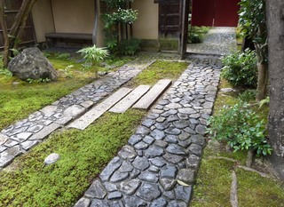 004-1.JPG